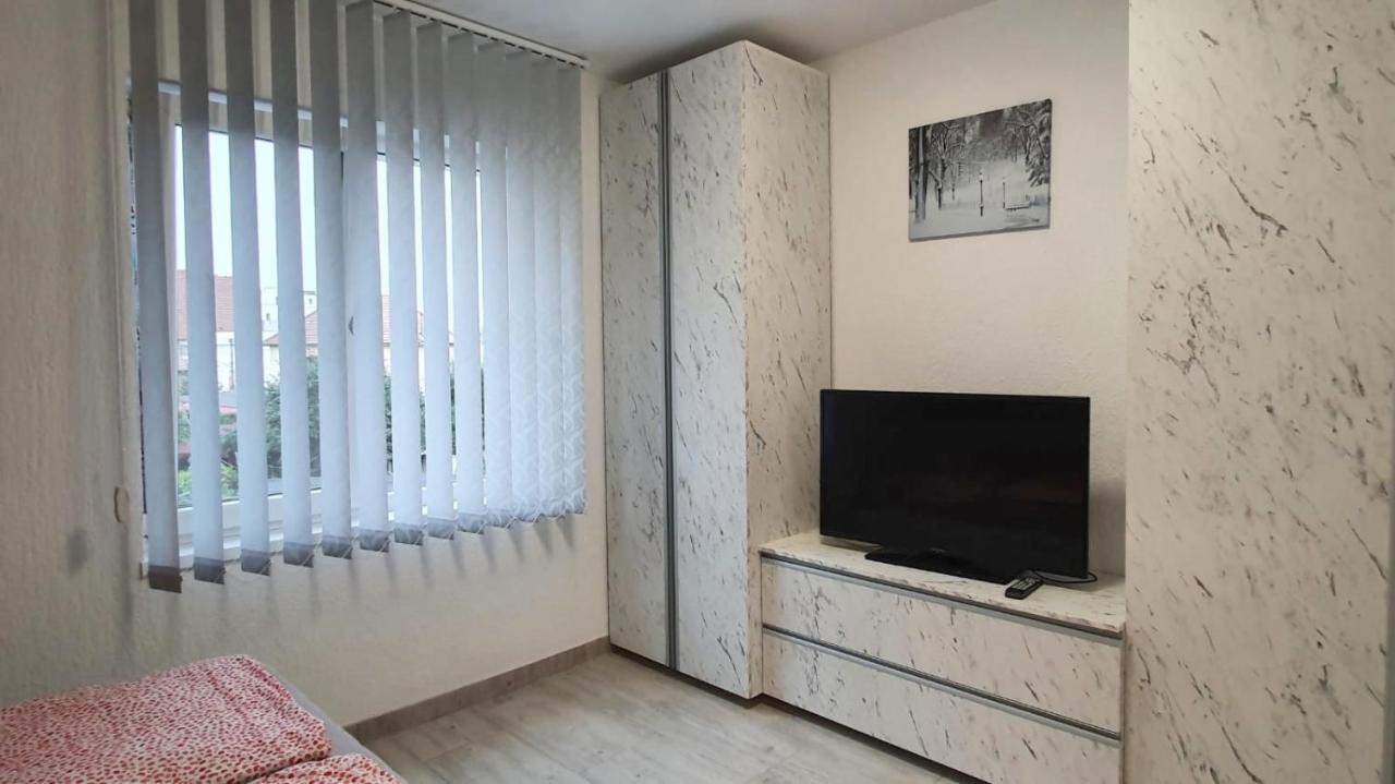 Studio V&P Sibiu Bagian luar foto